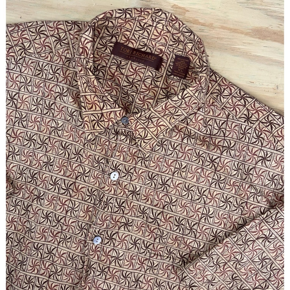 Tori Richard Shirt XL‎ Rust Brown Cotton Short Sleeve Button Up Geometric Print